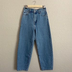 Levi’s Balloon Leg Jean